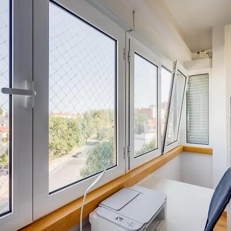 Guestready - Essence Living